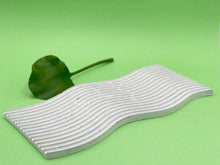 Load image into Gallery viewer, Wave Concrete Tray