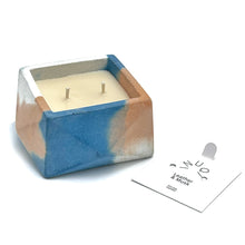 Load image into Gallery viewer, 150ml Scented Candle in Medium Polyhedron
