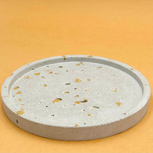 Load image into Gallery viewer, Medium Circular Tray
